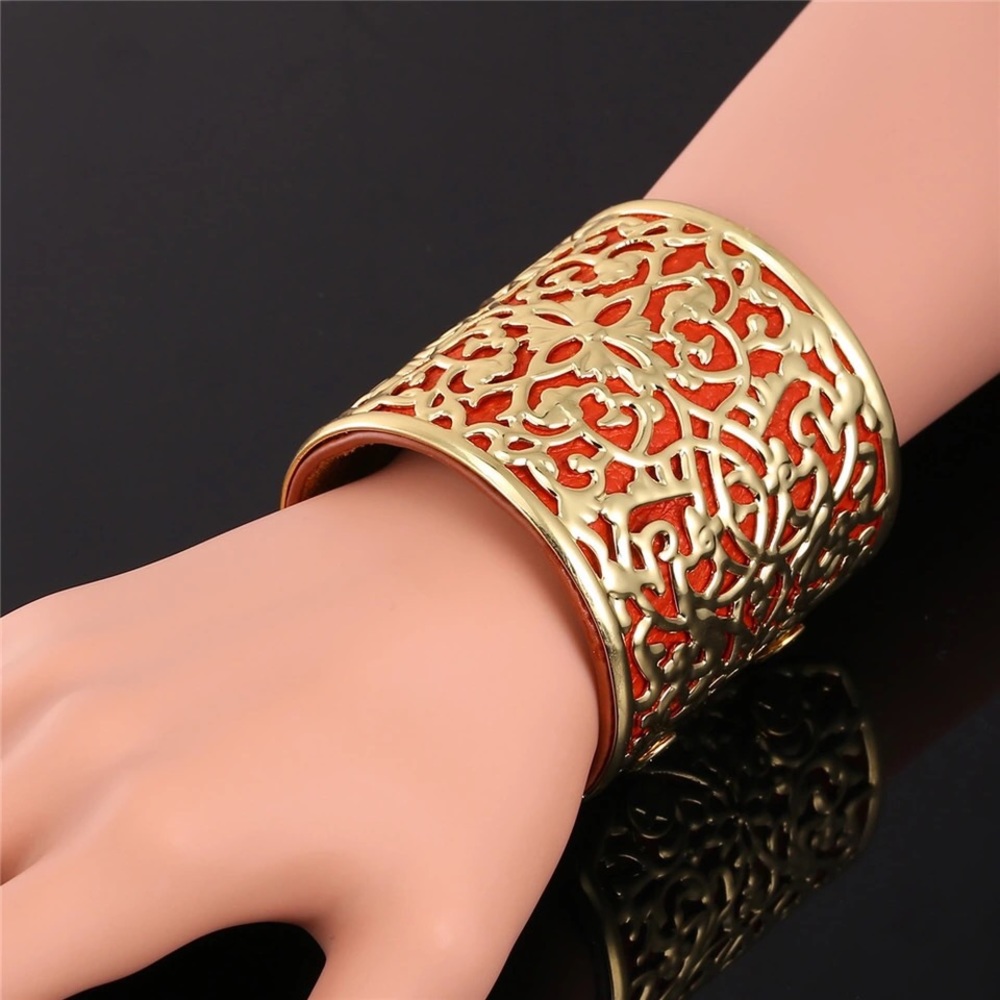🧼 Orange and Gold Textured Fashion Cuff Bracelet